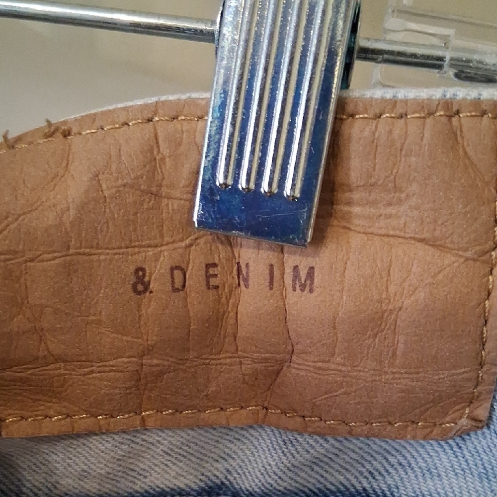 Distressed Light Blue Jeans - Picture 2 of 10